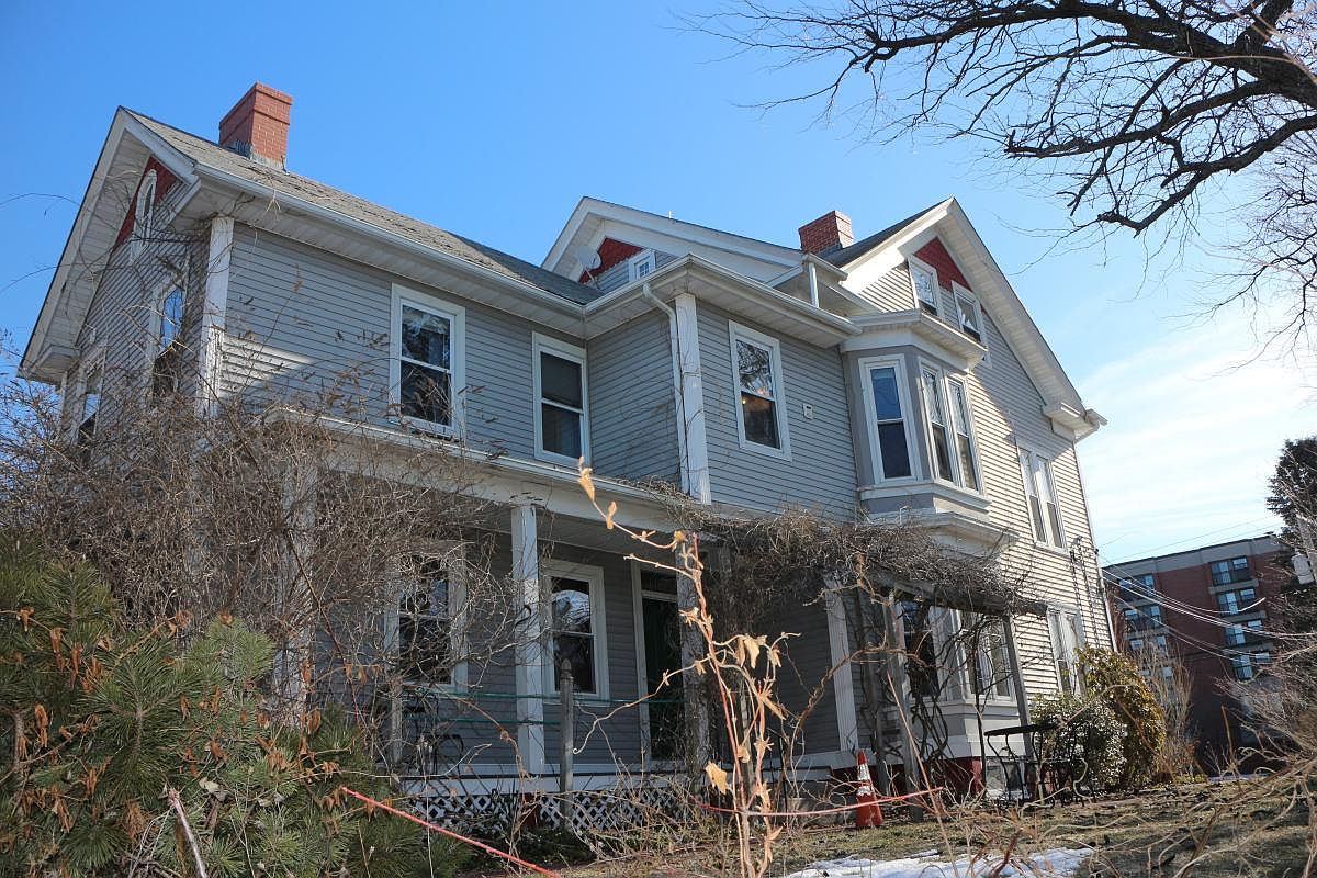 590 River Ave, Providence, RI 02908 Zillow