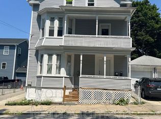 55 Kossuth St FLOOR 2, Providence, RI 02909
