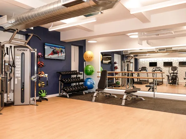 4 East 89th Street image 4 of 15