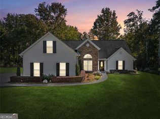 6032 Devonshire Dr, Flowery Branch, GA 30542