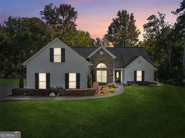 6032 Devonshire Dr, Flowery Branch, GA 30542