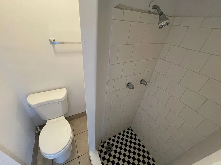 1095 Saint Louis Ave #H — Photo 18