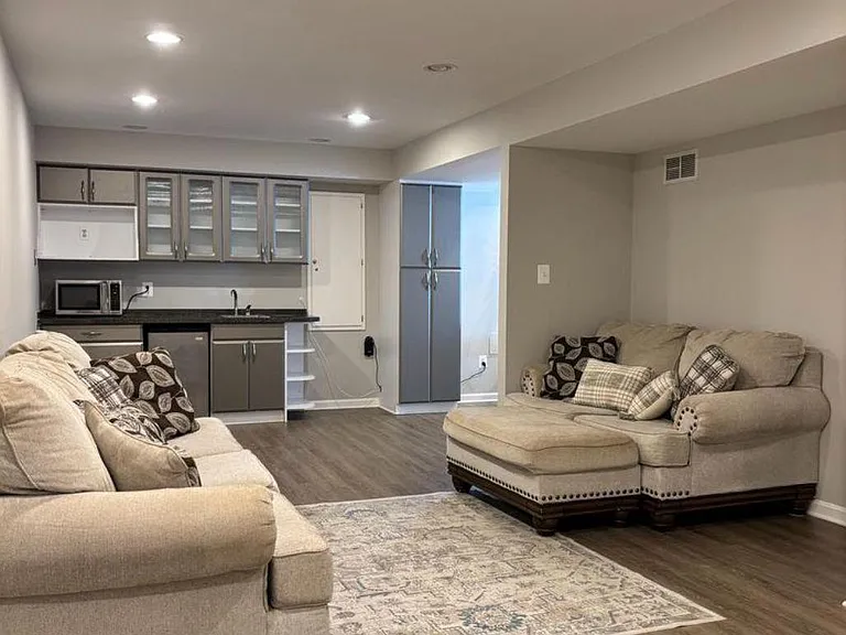 9830 Meadow Valley Dr — Photo 6