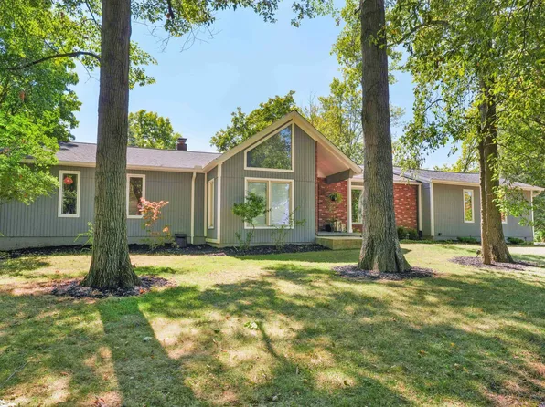 6079 Holiday Ln, Dublin, OH 43016