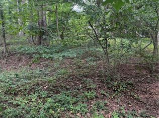 0 Monument Dr, Nitro, WV 25143