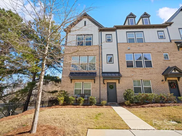 429 Grey Reagan Trl, Charlotte, NC 28211