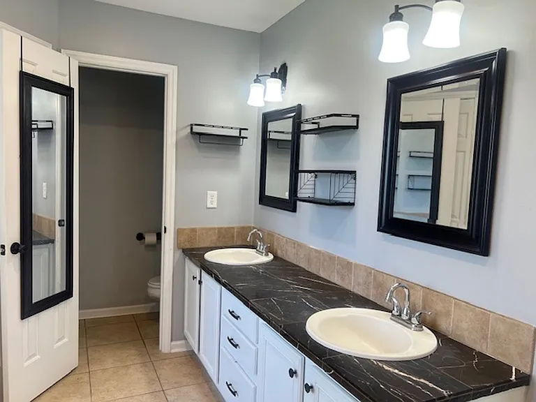 436 Chester Lake Pl — Photo 18