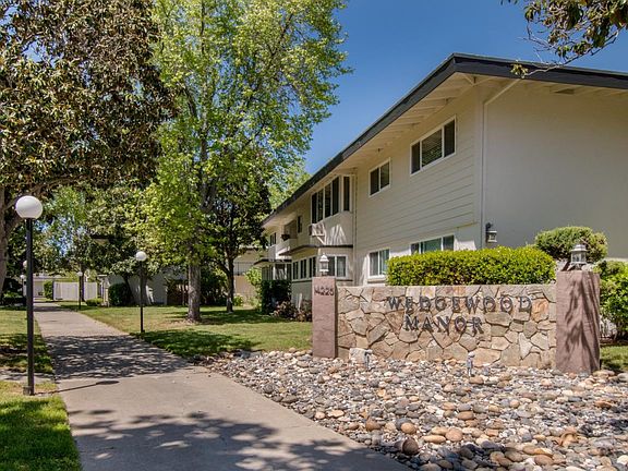 2nd image of 14225 Lora Dr APT 99