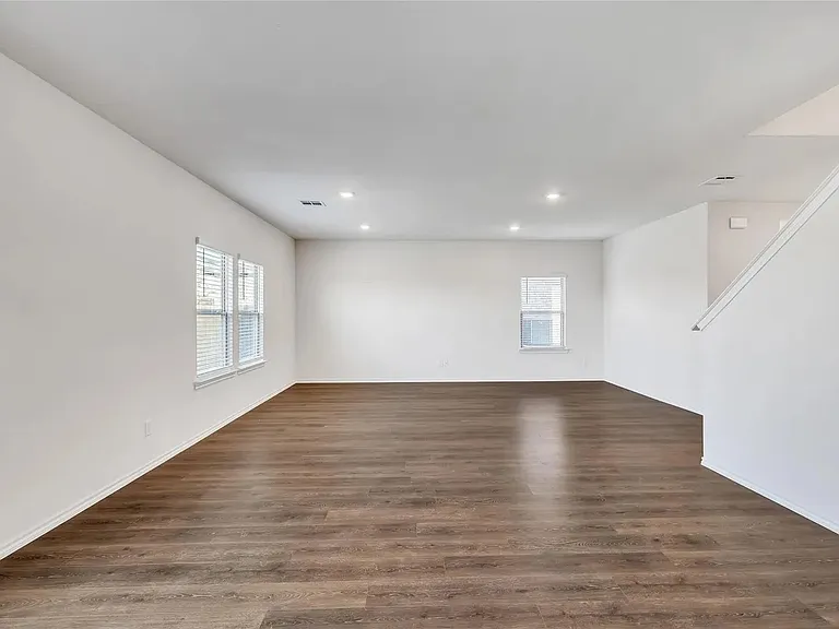 3124 Sweetwater Way — Photo 11