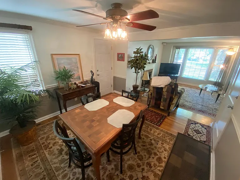 4221 Oxford Rd — Photo 19