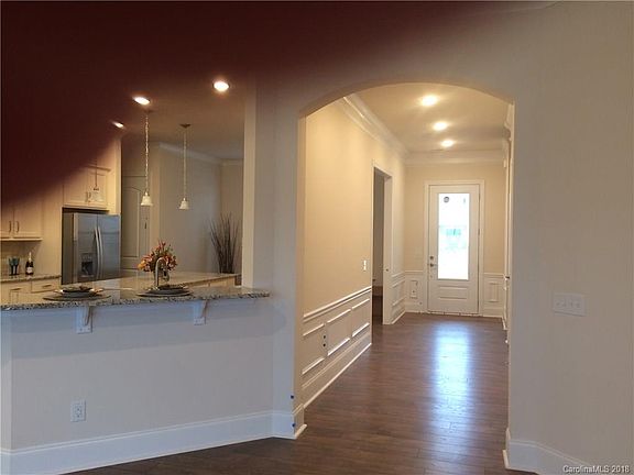 5th image of 2004 Rocky Hollow Dr #38