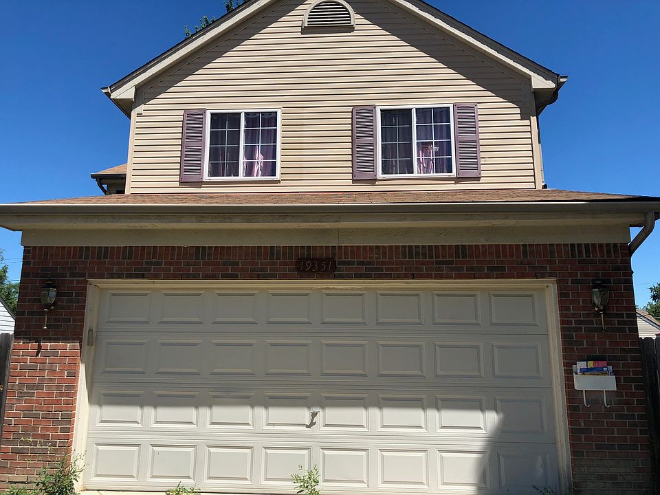 2nd image of 19351 Hazelwood St