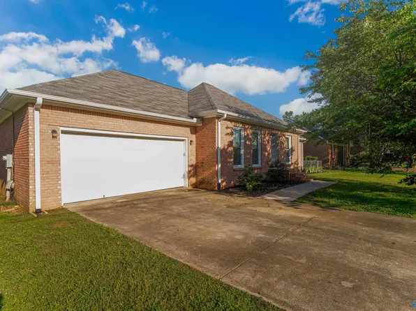 113 Gerald Dr, Hazel Green, AL 35750