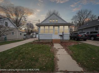 1621 Donora St, Lansing, MI 48910