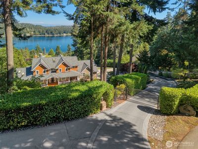 3696 Lavender Lane NE, Bainbridge Island, WA, 98110