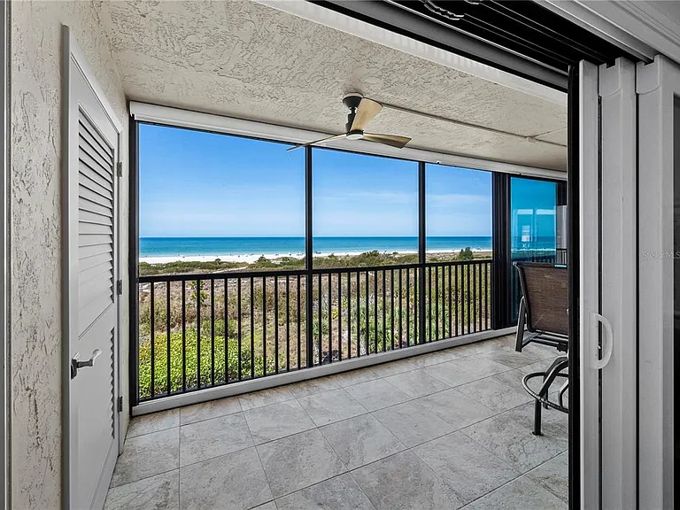 420 Beach Rd #502 — Photo 19