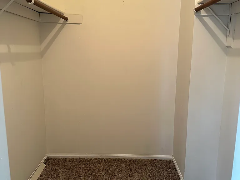 393 Hadleigh Ln #393 — Photo 11