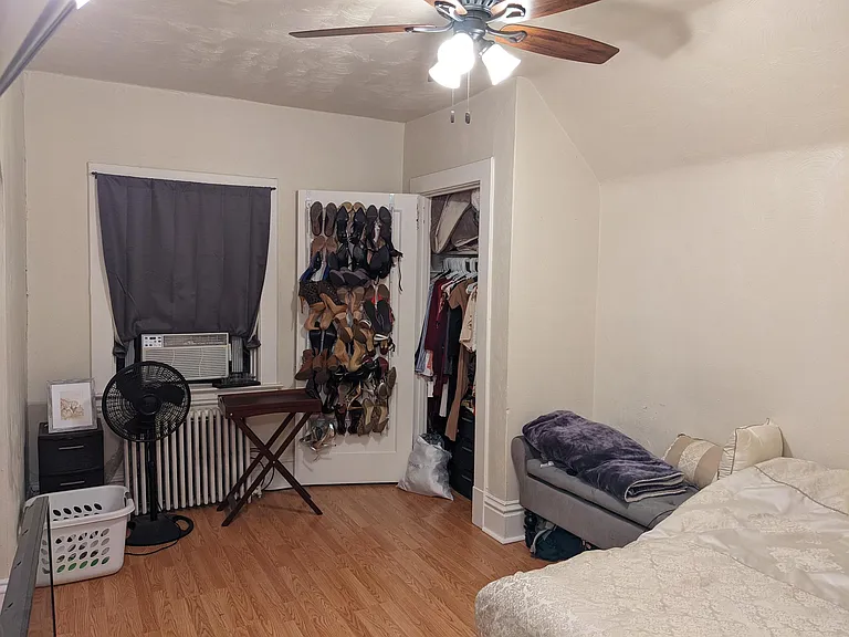 5425 Baywood St #6 — Photo 10
