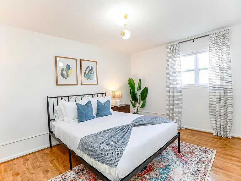 1280 W Ocean View Ave #1 — Photo 36