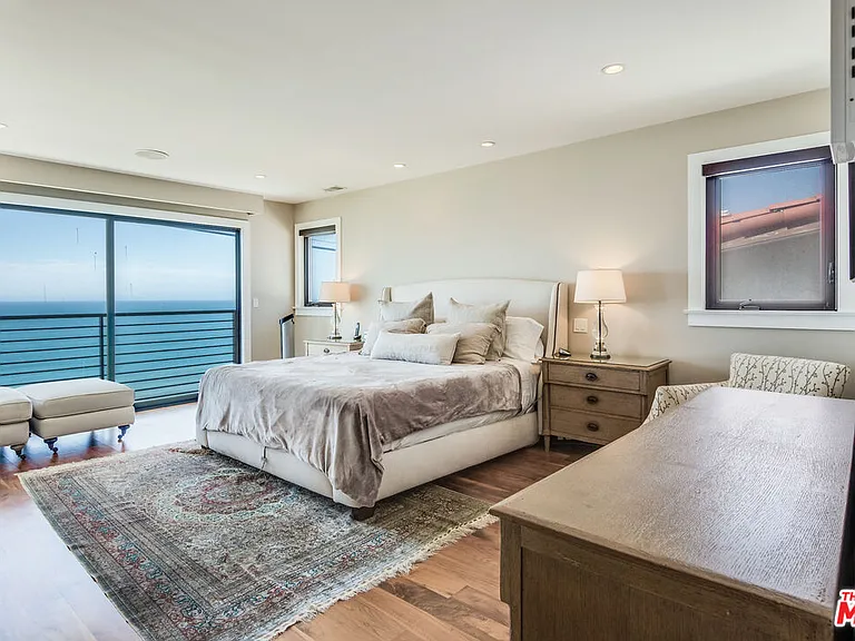517 Paseo De La Playa — Photo 15