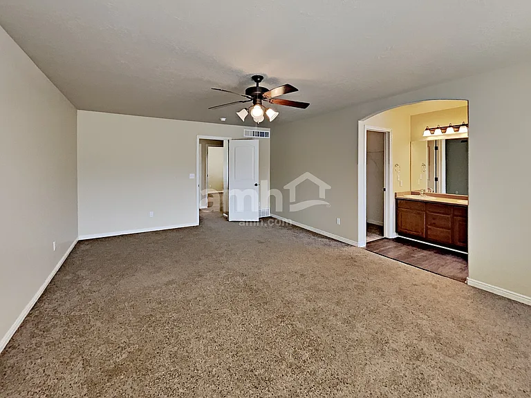 4778 E Wilson Way — Photo 7