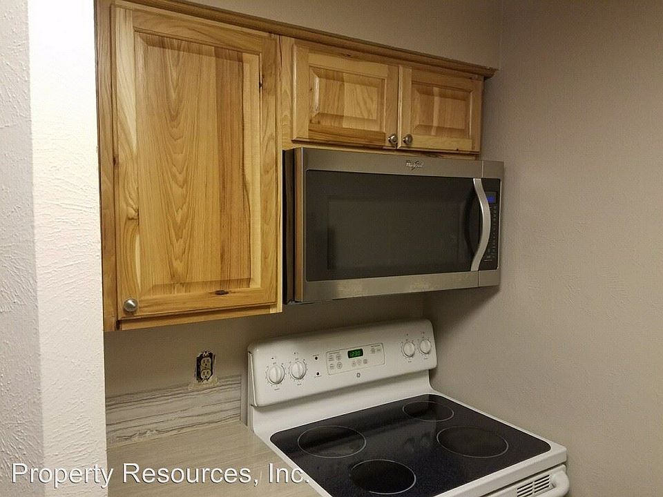 2nd image of 4717 Spine Rd APT F