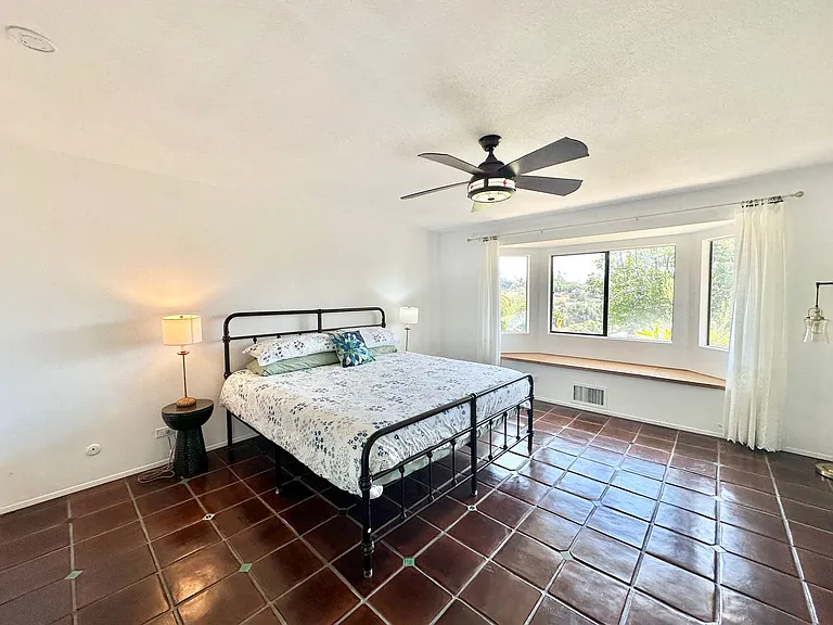 1650 Winterwarm Dr — Photo 20