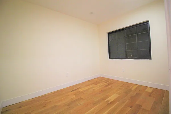 Rented by OCTAN REALTY MANAGEMENT LLC | media 16