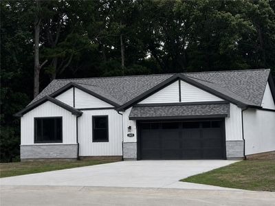 2819 Whitetail Dr, Charleston, IL, 61920
