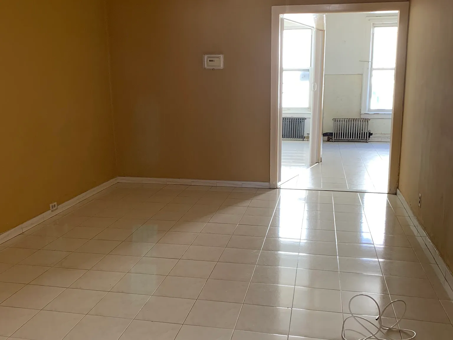 3 bed, 1400 sqft, $2,850 — Photo 1