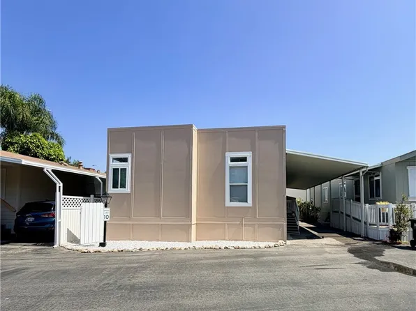 4 Katy Ln, Mission Hills, CA 91345