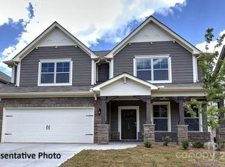 142 Autumnwood Rd, Troutman, NC 28166