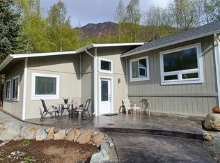 21048 Frosty Dr, Chugiak, AK 99567