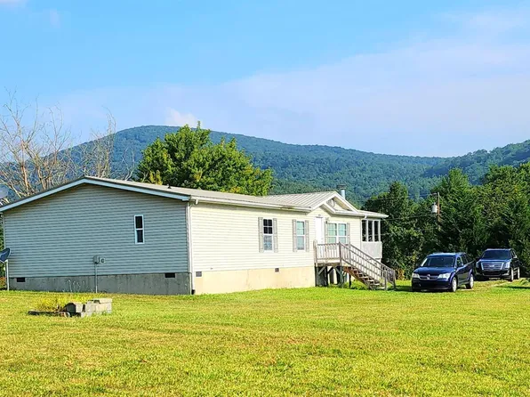 1040 Old Clear Creek Rd, Hendersonville, NC 28792