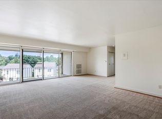 620 6th Ave APT 201, Brunswick, MD 21716