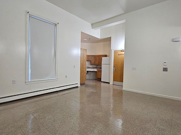 3rd image of 95 Moreland St #2