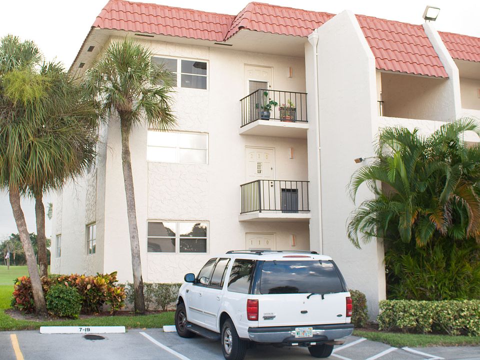 1st image of 9300 N Hollybrook Lake Dr APT 310