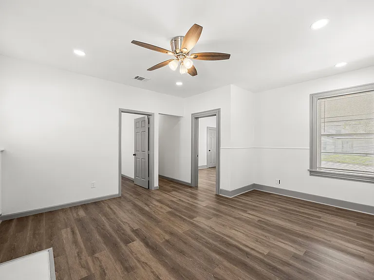1850 Highland Ave — Photo 5