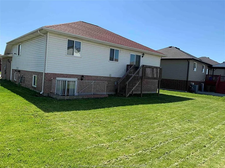 4537 Fontana Ave #LOWER — Photo 12