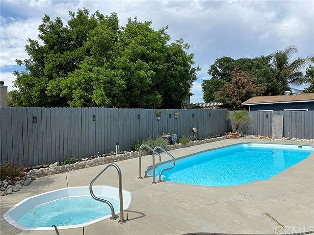 2nd image of 26183 Janney Dr