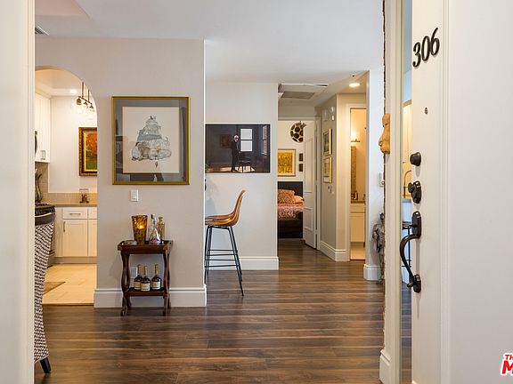 4th image of 4943 Rosewood Ave APT 306