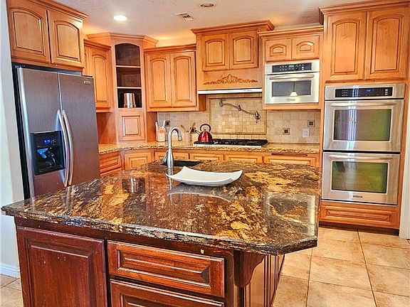 5th image of 13367 Apple Blossom Ln