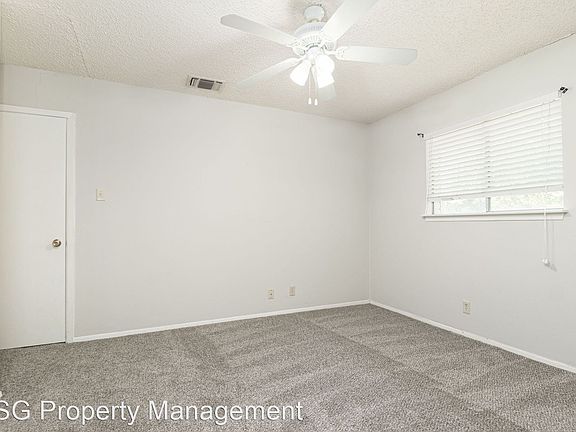 4th image of 1019 Evening Dun St #1