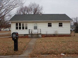 900 Fillmore St, La Porte City, IA 50651