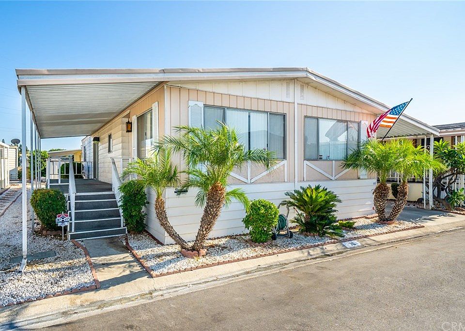 1st image of 8509 Beverly Blvd #70