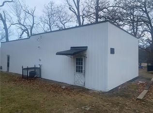 224 W Morse Ave, Bonner Springs, KS 66012