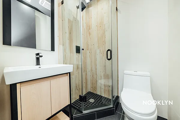 Rented by Nooklyn NYC LLC | media 24