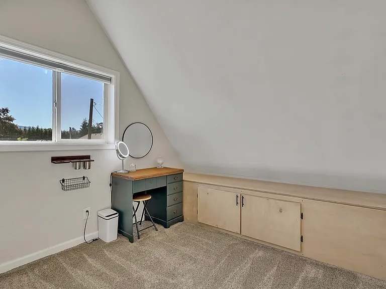 3005 Cinkovich St — Photo 8