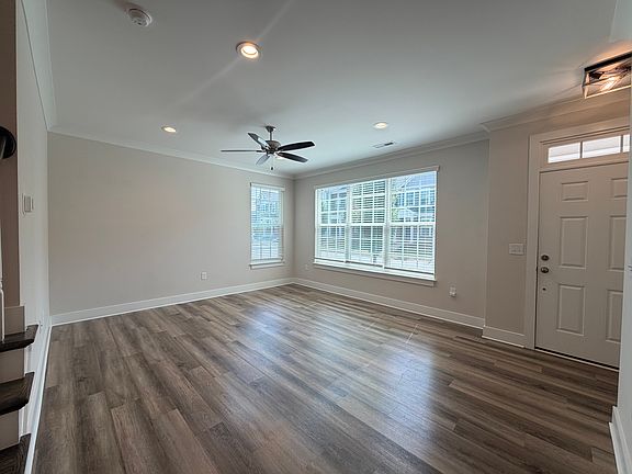 4th image of 1728 Westfall St