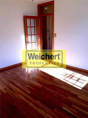 Rented by Weichert Manhattan Midtown | media 30